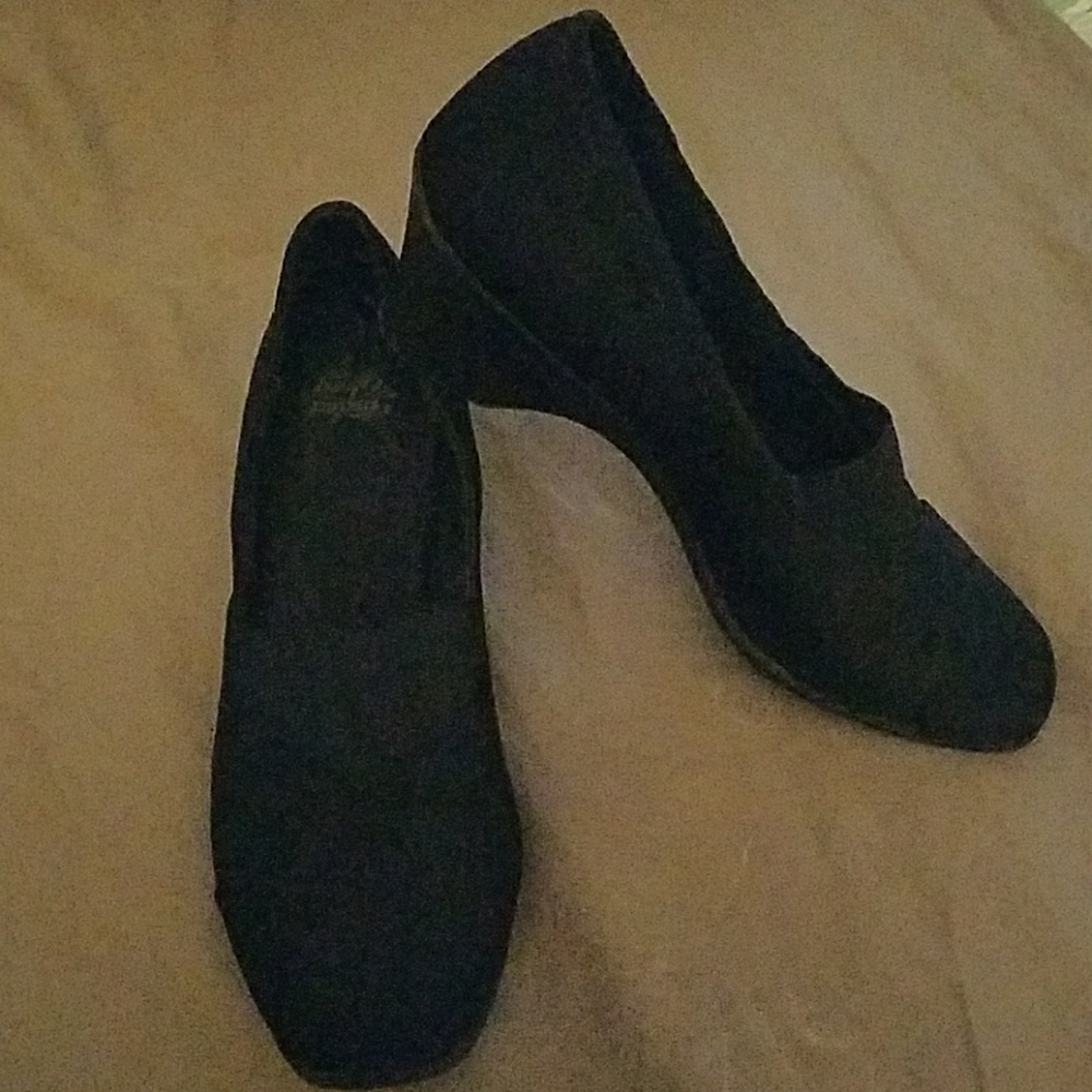 Slip-on Wedges